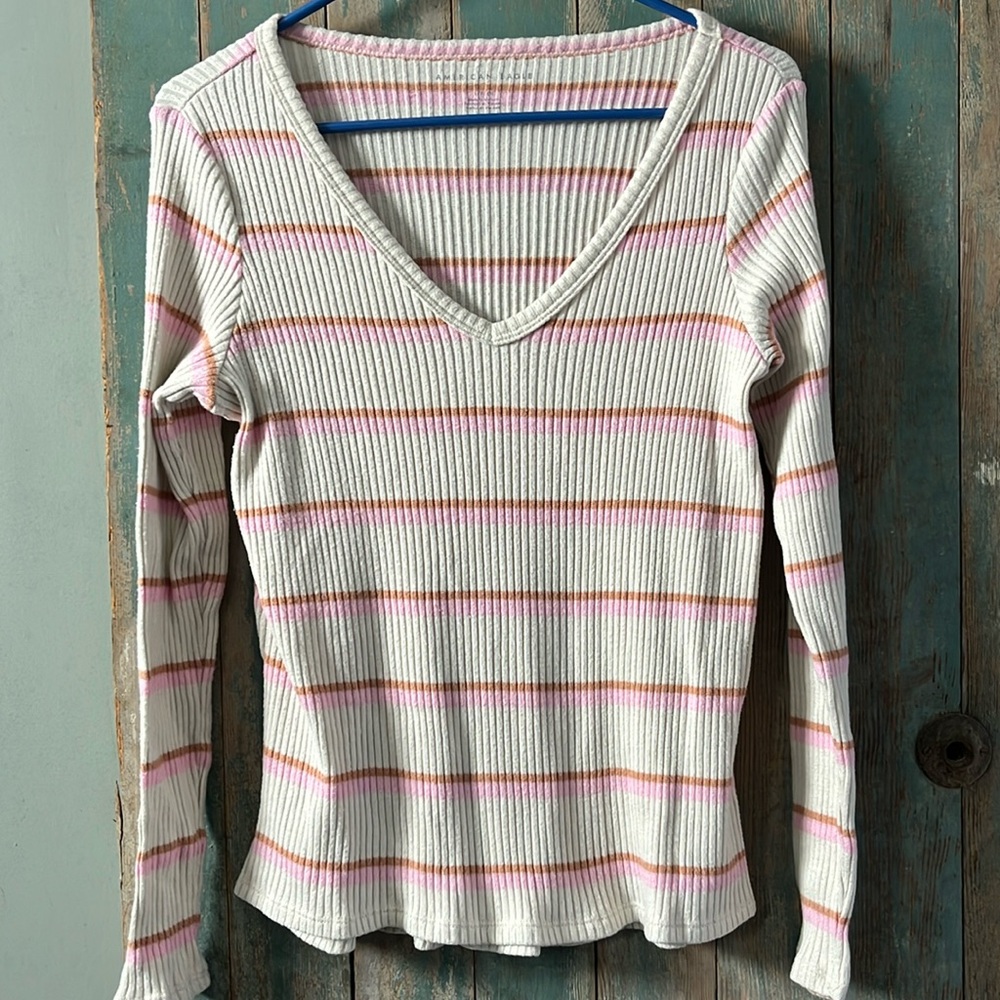 American Eagle women’s small long sleeve lightweight striped v-neck sweater